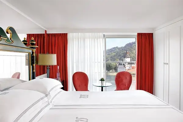 day1-stateroom-danube