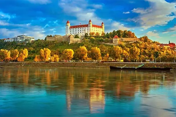 day3-Bratislava-danube