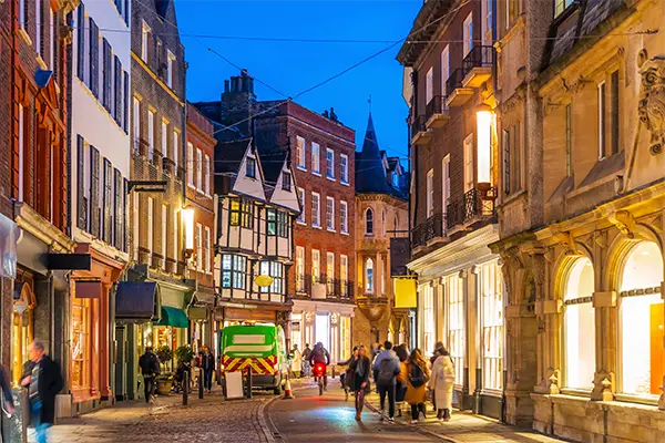 day8-london-shops-uk