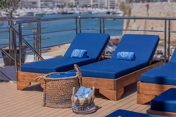 lounge-deck-v
